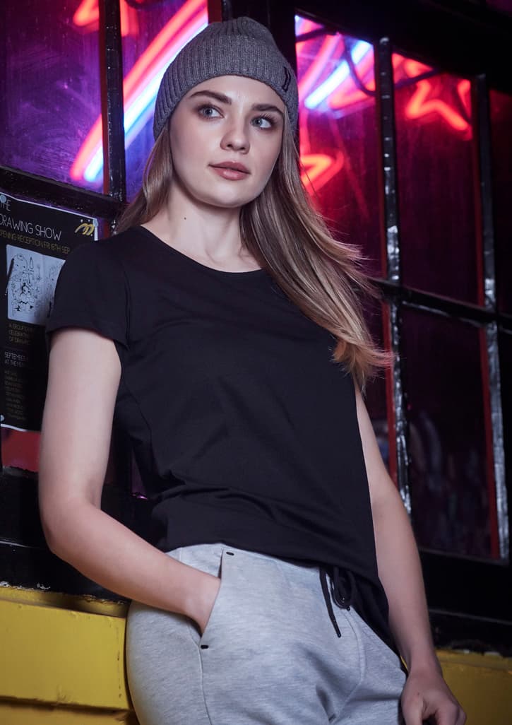Womens Streetworx Tee — Black